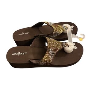267. WEST LOOP Women's Brown Rhinestone Studded Flip Flop Sandals